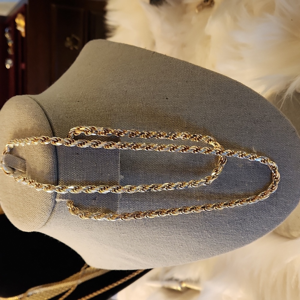 Sterling Silver Chain Necklace made in Italy. 1.6 oz. 24"